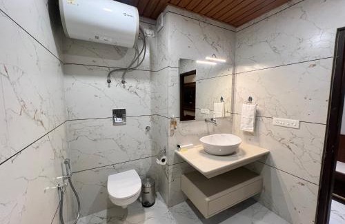 Kasol Hotel | North Deodar Resort, Kasol
