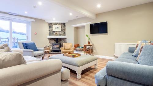 Lynton House | North Devon Coast Near Lynmouth -Sleeps 9