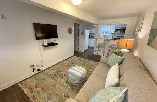 Northeast Virginia Beach Apartment | North End Beach Bungalow- Steps From the Beach