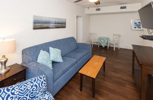 Northeast Virginia Beach House | North End Paradise - North End VB
