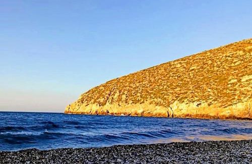 Apollonas House | North eye