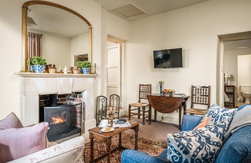Moreton House | North Lodge