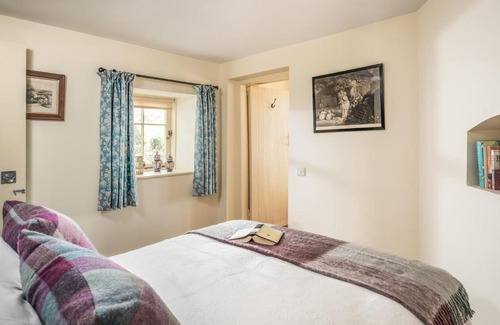 Moreton House | North Lodge