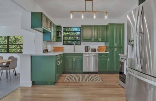 Golden Glades House | North Miami NEWLY renovated GEM!