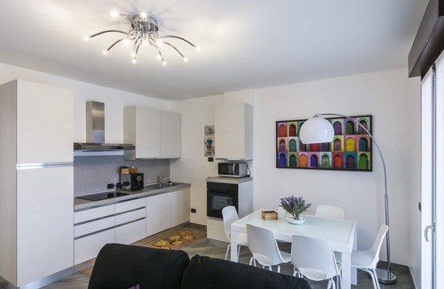 Crescenzago Apartment | North Milan - Close to metro - Wi-Fi