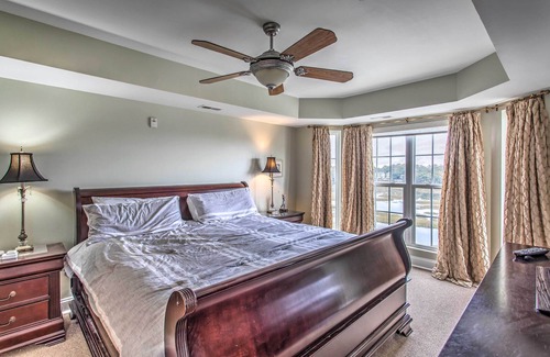 Windy Hill Condo | North Myrtle Beach Condo w/ Views: Walk to Beach!