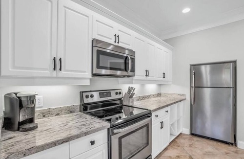 Egret's Walk Condo | North Naples getaway in Pelican Marsh, with walkable access to Mercato!