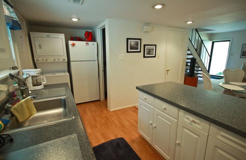 North Ocean City House | North Ocean City Townhouse. Short Walk To Beach. See excellent reviews.