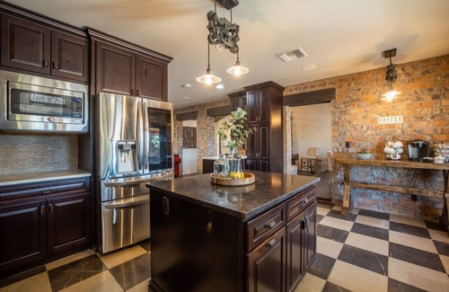 Monte De Paz House | North Scottsdale On 70th Pl 5 Bedroom Home by RedAwning