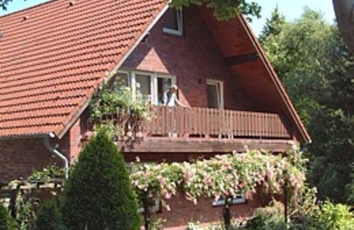Esens Apartment | North/South - Apartments "Haus Süderwall"