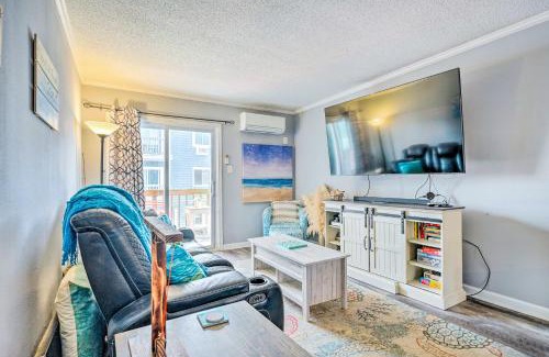 Sneads Ferry Apartment | North Topsail Condo - Steps to Beach!