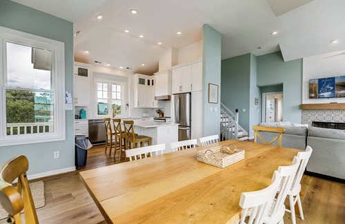 Sandbridge House | North View | 830 ft from the beach | Private Pool