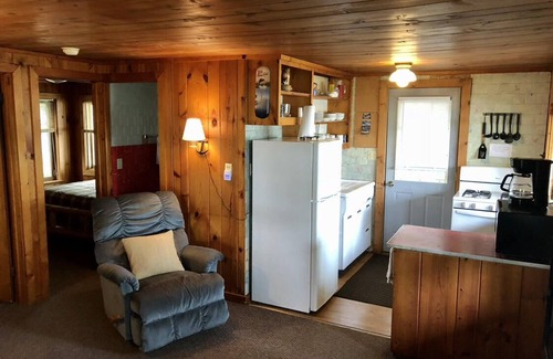 Alden Cabin | Northaire Resort Cabin 4