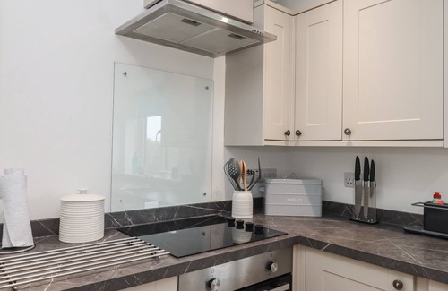 Stibb Cottage | NORTHCOTT VIEW, romantic, character holiday cottage in Poughill