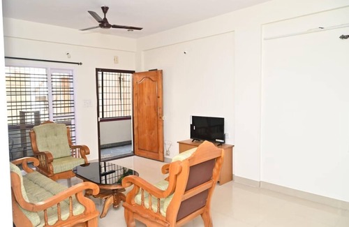 Yelahanka Hotel | Northern Aura