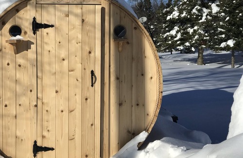 Laurium House | NORTHERN LIGHTS on Lake Superior! Large coastal farmhouse with gorgeous beach.