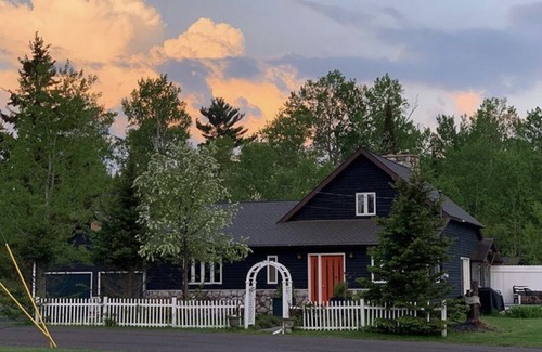 Laurium House | NORTHERN LIGHTS! Stately 5 bedroom beach house on Lake Superior.