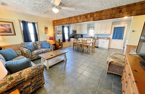 Ocracoke House | Northern Pond: Dog friendly, wrap around porch, screened porch.