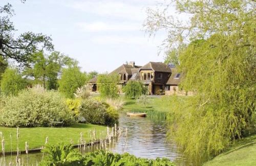 Chichester House | Northlands Farm - Old Farm Cottage