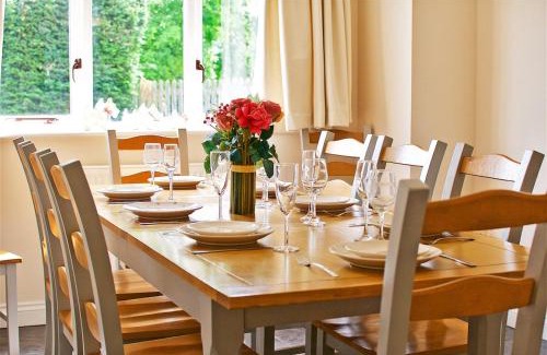 Chichester House | Northlands Farm - Old Farm Cottage