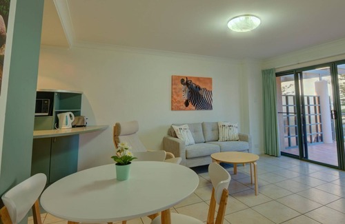 South West Rocks Apartment | NORTHPOINT UNIT 8 - 100 METRES TO THE BEACH