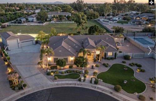 Mesa House | Northridge Mesa home