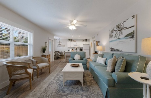 Anna Maria Villa | Northshore Beach House near Pine Ave, north end of Anna Maria Island