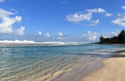 Pupukea House | Northshore Surf Retreat 5 minutes By Car to Beaches
