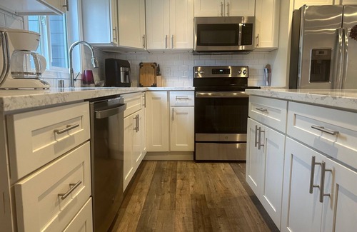 Seattle House | Northside Seattle 4 bedrooms Comfort House-Easy Access I-5, Light Rail Station