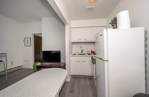 Northside Apartment | Northside Suite 2 – A Cozy Escape for 2! 10 Min to Downtown, Highly Walkable