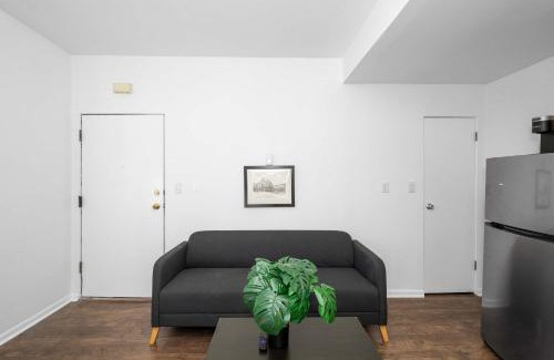 Northside Apartment | Northside Suites 1 - Best Retreat for Couples