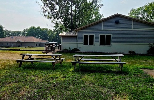 Clitherall Cabin | NorthStar Cabin located on Spitzer Lake