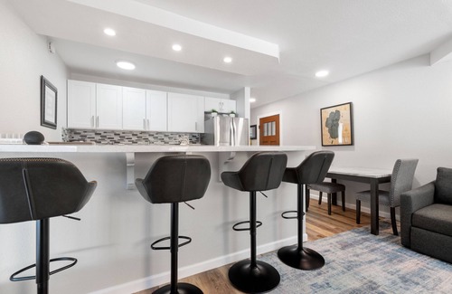 Truckee Condo | Northstar Ski Trails, Ski In/Ski Out - Walk to Village/Rec Center - Sleeps 4