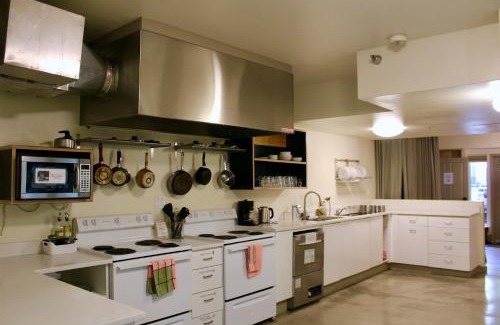 Alphabet Historic District Hostel | Northwest Portland Hostel