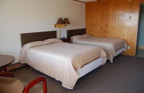 Barnum Hotel | Northwoods Inn LLC