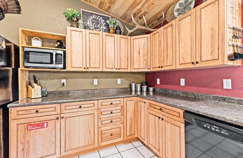 Saginaw House | Northwoods Oasis close to Duluth - BOULDBERBELLE RETREAT