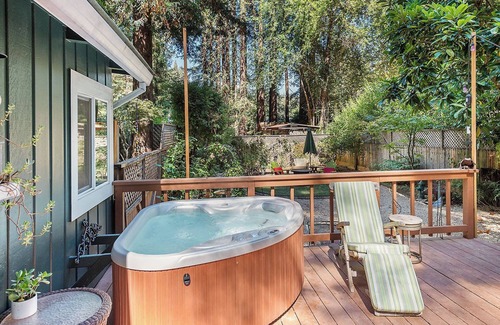 Northwood Cabin | Northwoods Serenity Charming Cabin-Perfect getaway spot