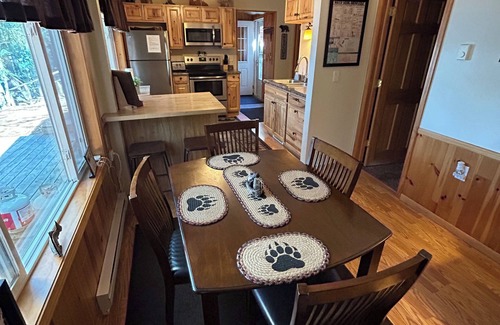 Rhinelander Cabin | Northwoods waterfront Rhinelander Cabin getaway
