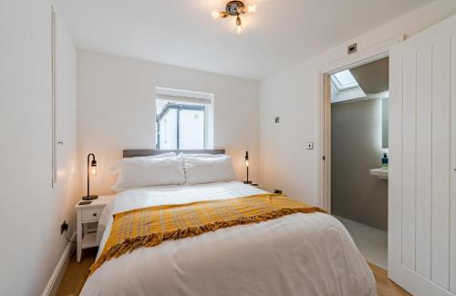 Cheltenham House | Norton Coach House