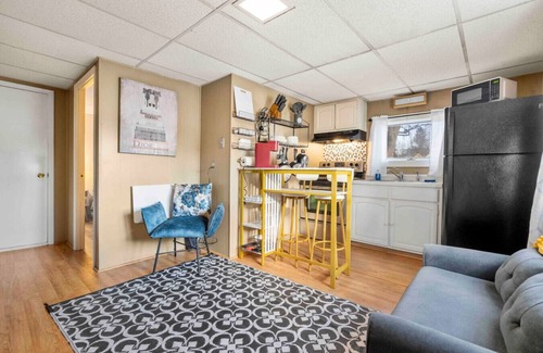 Dover Apartment | Nothing Fancy Older Pet Friendly APT!