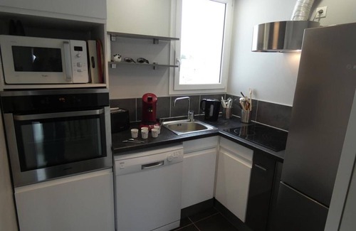 Notre-Dame-de-Monts Apartment | Notre-Dame-de-Monts - 2-bedroom apartment with ocean view, balcony, near beach & shops