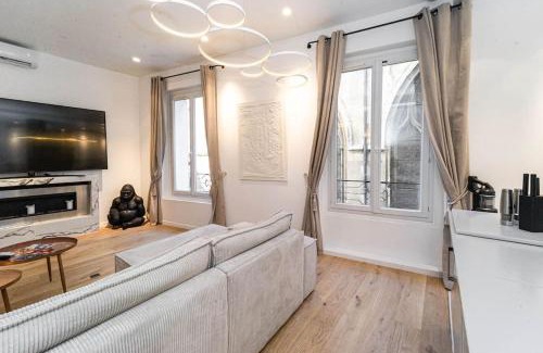 Sorbonne Apartment | Notre-Dame