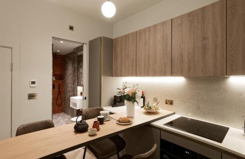 Pembridge Apartment | Notting Hill Hyde Park Studios by D'Montrio