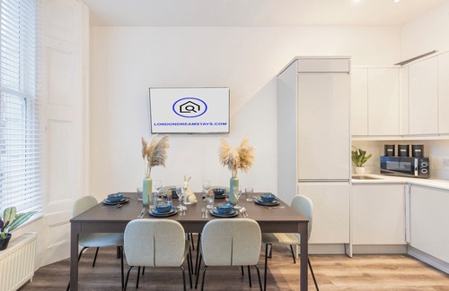 Pembridge Apartment | Notting Hill Retreat