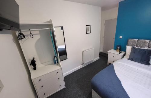 Nottingham Apartment | Nottingham Forest Rd, Short Stays