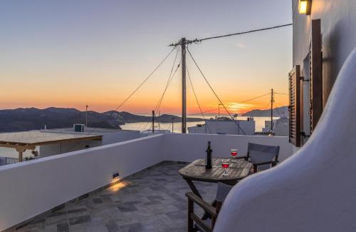 Plaka Apartment | Noula House & Studios