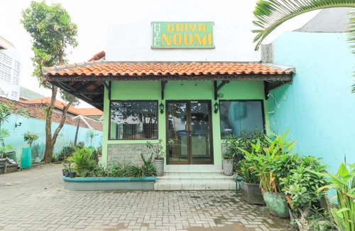 Waru Hotel | Noumi Homestay