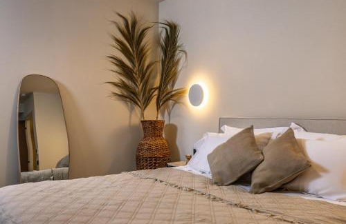 Askos Villa | Nousa Villas, Private Luxury Retreat with Ionian Sea Views - By Villa Mana Gers