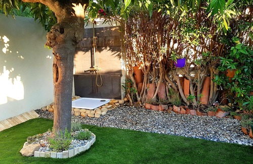 Les Bormettes House | Nouveau : à 10 mn de la Plage, Petite Maison T3 5/7 Pers. Avec Jardin Clôturé