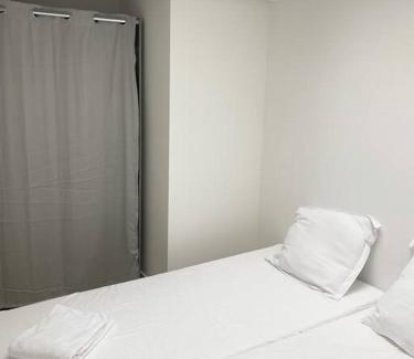 Cournon-dʼAuvergne Apartment | NOUVEAU Maison Bourg Cournon 5 pers 2 chambres